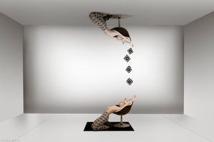 Surrealistické převrácené postavy od Christine von Diepenbroek