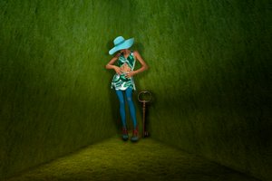 Surreal Woman – Zelený klíč od Christine von Diepenbroek