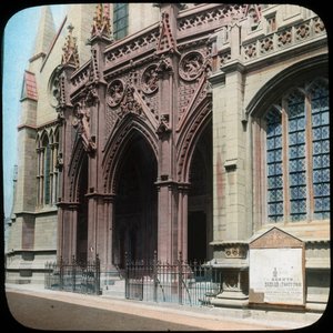 Porch of Truro Cathedral, Cornwall, počátek 20. století. od Church Army Lantern Department