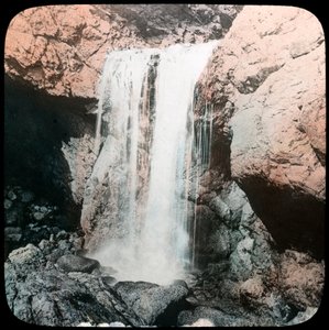 Waterfall, Mullion, Cornwall, konec 19. nebo začátek 20. století