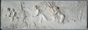 Pan pronásleduje Syrinx pod pohledem reliéfu Amour Bas od Clauda Michela dit Clodiona (1738-1814). Kolem 1782 Paříž, muzeum Louvre