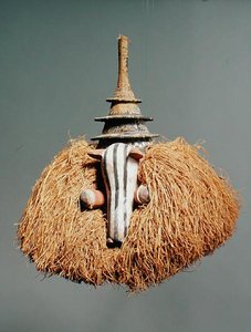 Zoomorfní maska (dřevo a vlákno) (viz také 181650, 181651)
