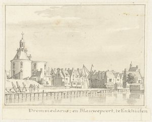 Drommedarové a Blauwepoort v Enkhuizenu
