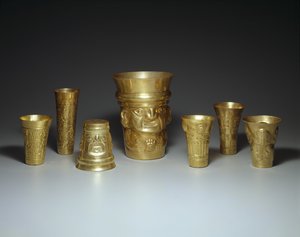 Kádinky, 900-1100 (zlato)