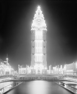 Dreamland at night, Coney Island, New York City, cca 1905 (černobílá fotografie) od Detroit Publishing Co.