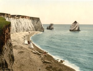 Sladkovodní Bay Arch a Stag Rocks, Isle of Wight, Anglie, c.1900 od Detroit Publishing Co.