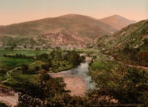 Z Aberglasyn, Beddgelert, Wales, asi 1890-1900 (fotochromový tisk) od Detroit Publishing Co.
