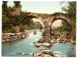 Starý jezový most. Killarney, hrabství Kerry, Irsko, cca 1890-1900 (fotochrom) od Detroit Publishing Co.