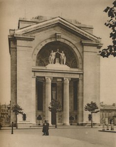 Bush House, americký dodatek k poválečnému Londýnu, c1935. od Donald McLeish