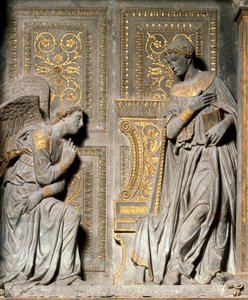 Zvěstování Vysoký reliéf Donato de Bardi dit Donatello (asi 1386-1466) 1435 Kostel Santa Croce. Florencie