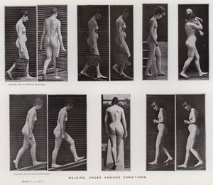 Lidská postava v pohybu: Chůze za různých podmínek (černobílá fotografie) od Eadweard Muybridge
