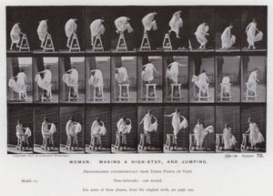 Lidská postava v pohybu: Žena dělá vysoký krok a skáče (č/b foto) od Eadweard Muybridge