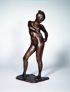 Dancer Fastening the Strings of Her Tights, cca 1885-90, obsazení 1919 (bronz)