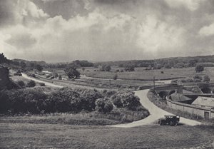 Údolí Test Valley z Chilbolton Down (čb fotografie) od Edward Alfred Barton