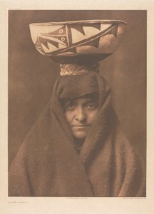 Portfolio XVII, deska 614: Žena Zuñi od Edward S. Curtis