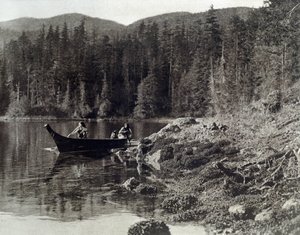 Američtí indiáni na kanoi na břehu nootky od Edward Sheriff Curtis