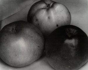 Tři jablka, Francie, ca. 1921