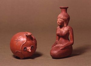 Nádoby ve tvaru dívky a ježka (keramika) od Egyptian