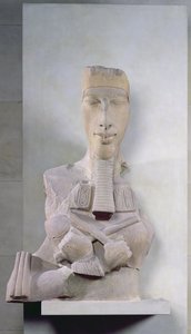 Osirisův sloup Amenophis IV (Achnaton) z Karnaku, období Amarna, Nová říše, cca 1353-37 př.nl (pískovec)