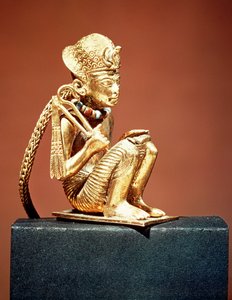 Přívěsek představující Amenophis III (1403-1365 př.nl) z hrobky Tutanchamona, Nová říše (zlato) (viz také 391019)