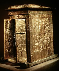 Zlatá svatyně Tutanchamona (asi 1370-52 př. n. l.) Nová říše (dřevo překryté gessem pokrytým plátovým zlatem)