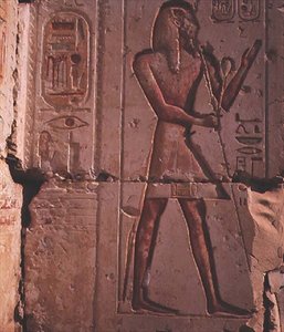 Faraon, kamenný reliéf z chrámu Ramesse II., kolem 1298 př. Kr od Egyptian 19th Dynasty