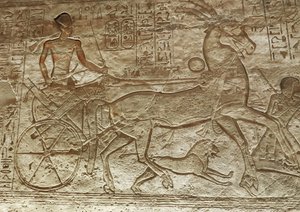 Ramses II. na svém voze, velký chrám v Abú Simbelu (reliéf) od Egyptian 19th Dynasty
