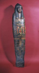 Sarkofág pro mladou ženu jménem paní domu Djed-montu-iues-ankh, manželka Pamiu, třetí přechodné období, 850-730 př.nl (polychromované gesso) (podrobnosti viz 83358) od Egyptian 22nd Dynasty