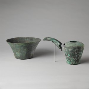 Nálevka a umyvadlo (měď) od Egyptian 6th Dynasty