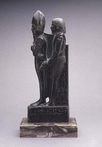 Skupina muže představujícího reprezentaci Osirise (steatit) od Egyptian Egyptian