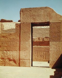 Brána do třetí hypostylové síně od Egyptian Ptolemaic Period