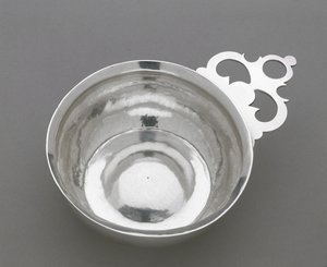 Porringer, c. 1747-1810 (stříbro) od Elias Pelletreau