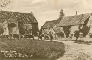 Abbey Farm v Prestonu poblíž Yeovil. Pohlednice odeslána v roce 1913. od English Photographer