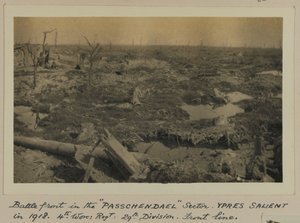 Battlefront v sektoru „PASSCHENDAELE“, YPRES Salient v roce 1918, 4. Worc: Regt: 29. divize, Frontová linie od English Photographer
