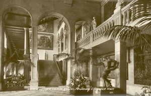 Bowes Museum, Barnard Castle, County Durham (černobílá fotografie) od English Photographer