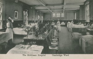Cambridge Ward, The Middlesex Hospital, Londýn. Pohlednice odeslána 16. srpna 1913. od English Photographer