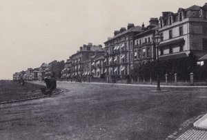 Clarence Parade, Southsea (černobílá fotografie) od English Photographer
