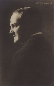 Denis OSullivan , irský operní zpěvák od English Photographer