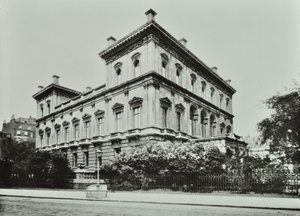 Dorchester House, Park Lane, Westminster LB, 1896 od English Photographer