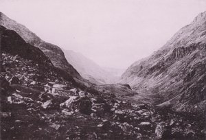 Vstup do průsmyku Llanberis (černobílá fotografie) od English Photographer