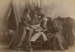 Vzorníky látek a tapet od English Photographer