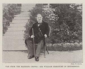 Daleko od Madding Crowd, Sir William Harcourt v důchodu od English Photographer