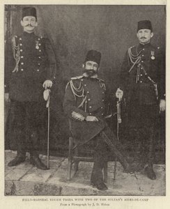 Polní maršál Edhem Pasha se dvěma ze sultánů Aides-de-Camp od English Photographer