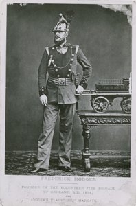 Frederick Hodges, zakladatel dobrovolného hasičského sboru Anglie od English Photographer