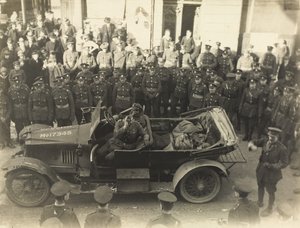 Z alba 134 fotografií spojených s první světovou válkou, západní fronta, 1914-18 od English Photographer