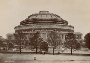 Celkový pohled na Royal Albert Hall od English Photographer