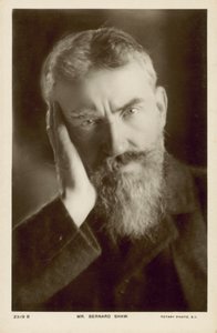 George Bernard Shaw, irský dramatik (čb fotografie) od English Photographer