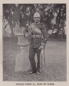 George Tubon II, král Tongy od English Photographer