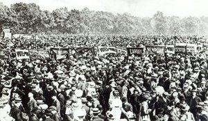 Demonstrace Great Votes for Women v Hyde Parku, 21. června 1908 od English Photographer
