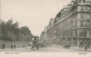 Grosvenor Place, Londýn od English Photographer